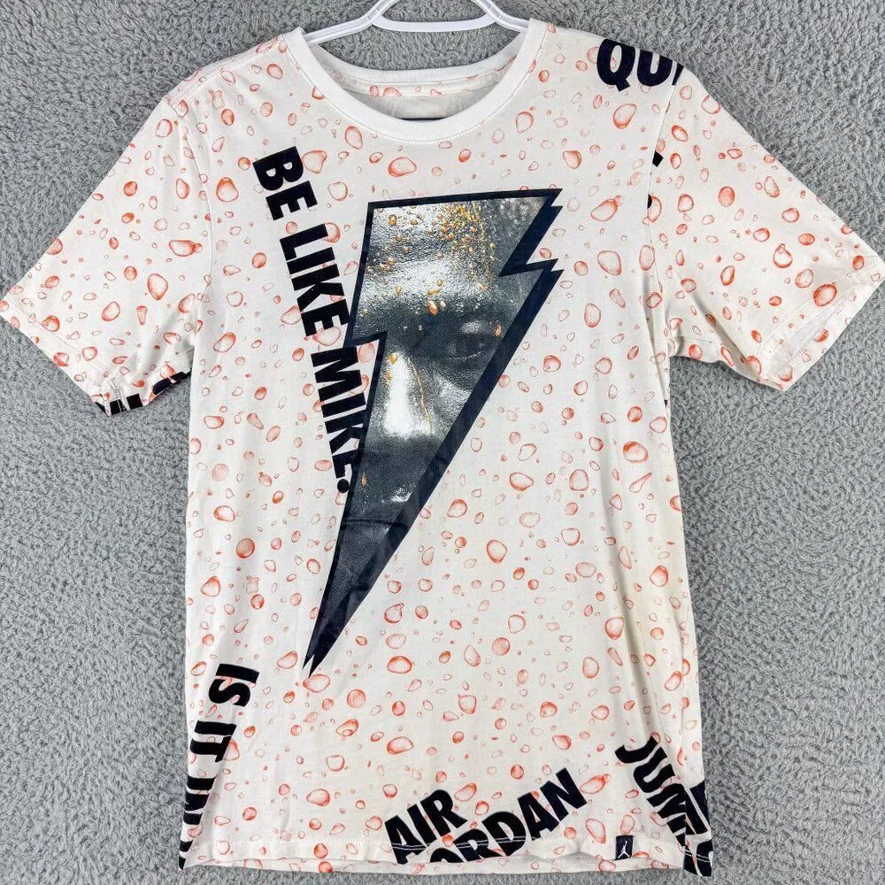 Air Jordan Gatorade Nike T-Shirt Mens Small Be Like Mike 2015 Allover AJ1165-100